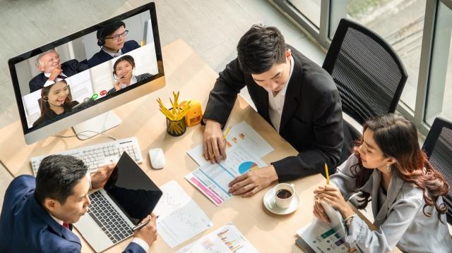 What Is Hybrid Engagement? Strategies to Implement Hybrid Engagement in Your Next Event